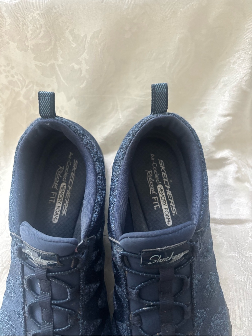Skechers Navy Relaxed Fit Breathe Easy Sere-Knity Shoes, Size 9 - Picture 7 of 13